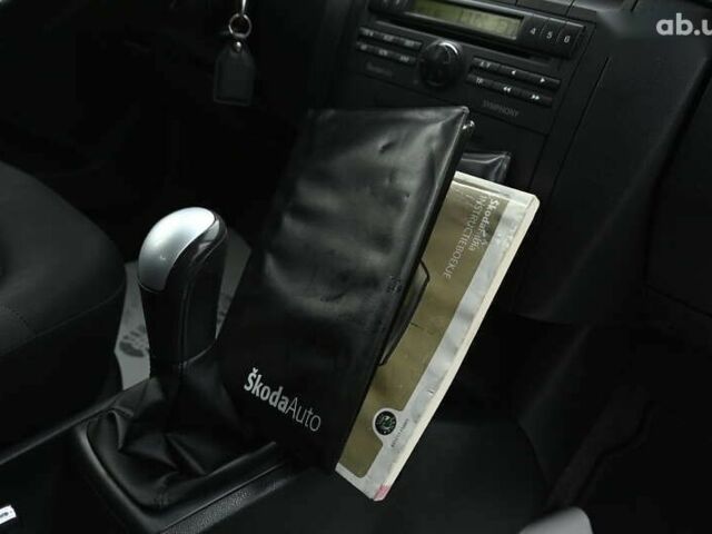 Шкода Фабия 2005 в Бердичеве на Automoto.ua Серый Шкода Фабия, объемом двигателя 1.4 л и пробегом 273 тыс. км за 4400 $, фото 27 на Automoto.ua
