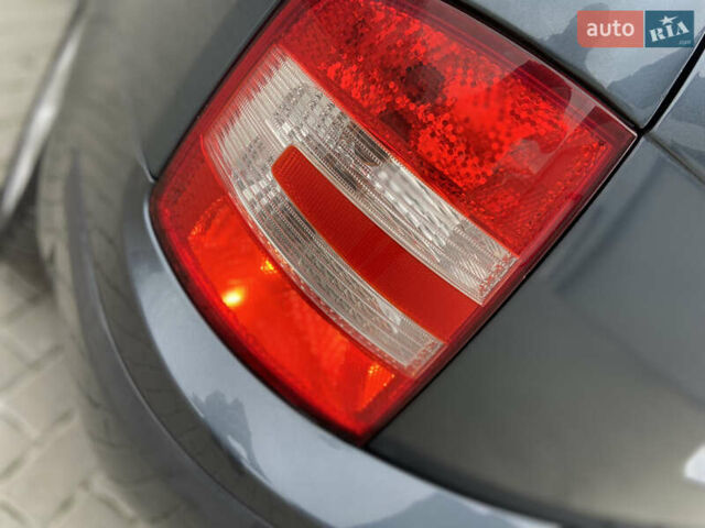Серый Шкода Фабия, объемом двигателя 1.4 л и пробегом 165 тыс. км за 5450 $, фото 11 на Automoto.ua