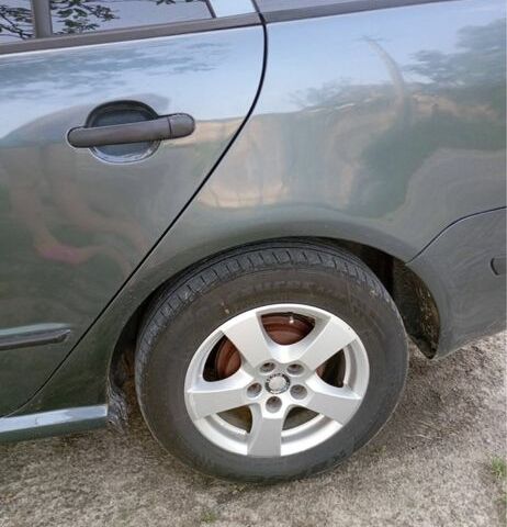 Серый Шкода Фабия, объемом двигателя 1.4 л и пробегом 270 тыс. км за 4250 $, фото 6 на Automoto.ua