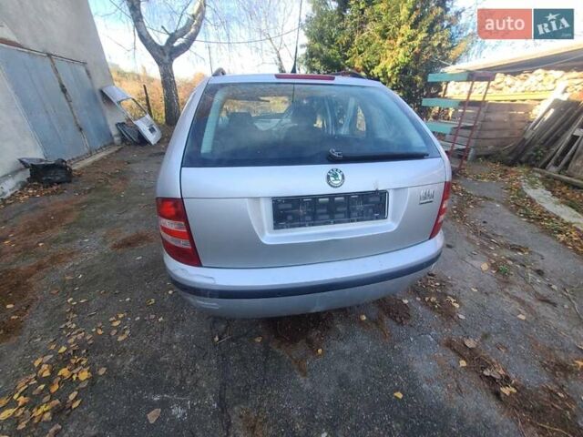 Сірий Шкода Фабія, об'ємом двигуна 1.39 л та пробігом 201 тис. км за 950 $, фото 13 на Automoto.ua