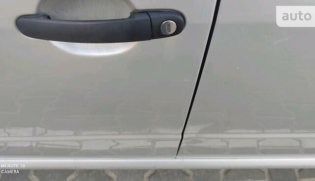 Серый Шкода Фабия, объемом двигателя 1.2 л и пробегом 234 тыс. км за 3000 $, фото 21 на Automoto.ua