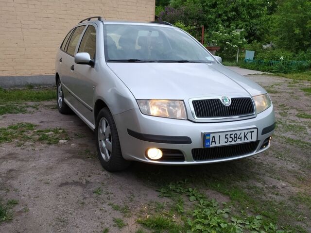 Сірий Шкода Фабія, об'ємом двигуна 0 л та пробігом 280 тис. км за 4800 $, фото 1 на Automoto.ua