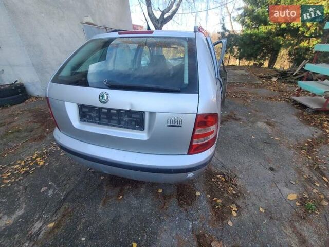 Сірий Шкода Фабія, об'ємом двигуна 1.39 л та пробігом 201 тис. км за 950 $, фото 12 на Automoto.ua