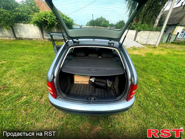 Серый Шкода Фабия, объемом двигателя 1.4 л и пробегом 233 тыс. км за 4000 $, фото 9 на Automoto.ua