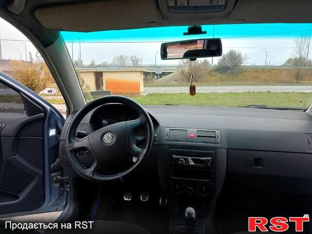 Сірий Шкода Фабія, об'ємом двигуна 1.4 л та пробігом 292 тис. км за 3000 $, фото 3 на Automoto.ua