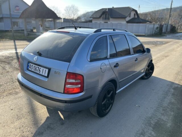 Серый Шкода Фабия, объемом двигателя 1.4 л и пробегом 190 тыс. км за 2900 $, фото 3 на Automoto.ua