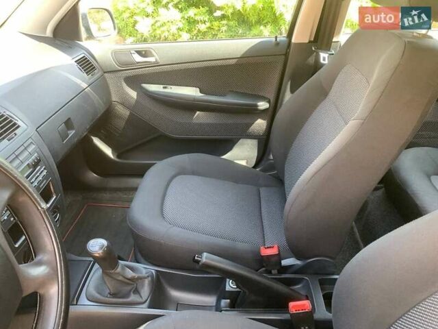 Серый Шкода Фабия, объемом двигателя 1.39 л и пробегом 191 тыс. км за 4550 $, фото 29 на Automoto.ua