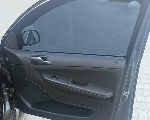 Шкода Фабия 2005 в Ивано-Франковске на Automoto.ua Серый Шкода Фабия, объемом двигателя 1.2 л и пробегом 198 тыс. км за 3100 $, фото 10 на Automoto.ua