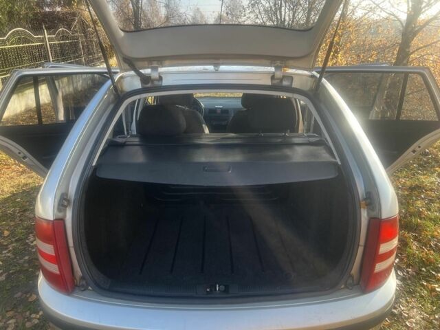 Сірий Шкода Фабія, об'ємом двигуна 1.4 л та пробігом 250 тис. км за 2800 $, фото 7 на Automoto.ua