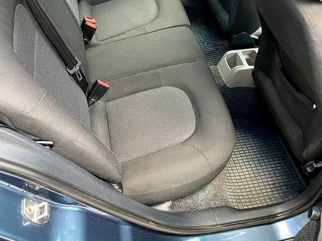 Серый Шкода Фабия, объемом двигателя 14 л и пробегом 0 тыс. км за 5800 $, фото 10 на Automoto.ua