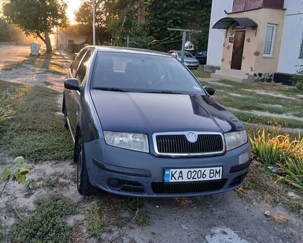 Сірий Шкода Фабія, об'ємом двигуна 1.2 л та пробігом 444 тис. км за 2500 $, фото 13 на Automoto.ua