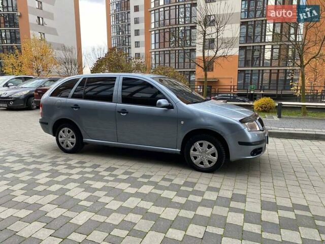 Серый Шкода Фабия, объемом двигателя 1.39 л и пробегом 177 тыс. км за 4800 $, фото 12 на Automoto.ua