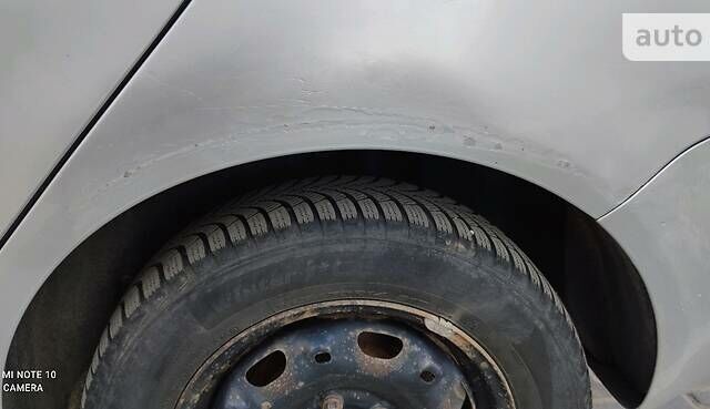 Серый Шкода Фабия, объемом двигателя 1.2 л и пробегом 234 тыс. км за 3000 $, фото 20 на Automoto.ua