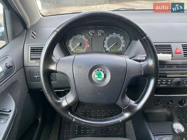 Сірий Шкода Фабія, об'ємом двигуна 1.4 л та пробігом 186 тис. км за 4250 $, фото 11 на Automoto.ua