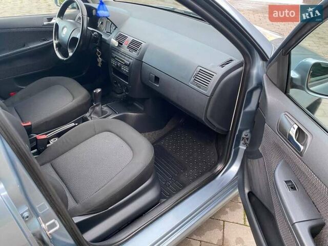 Сірий Шкода Фабія, об'ємом двигуна 1.4 л та пробігом 186 тис. км за 4250 $, фото 7 на Automoto.ua