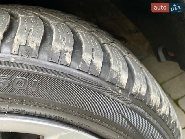 Серый Шкода Фабия, объемом двигателя 1.39 л и пробегом 177 тыс. км за 4800 $, фото 36 на Automoto.ua