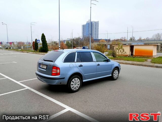 Сірий Шкода Фабія, об'ємом двигуна 1.4 л та пробігом 292 тис. км за 3000 $, фото 6 на Automoto.ua