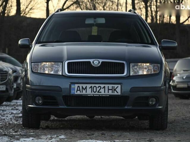 Шкода Фабия 2005 в Бердичеве на Automoto.ua Серый Шкода Фабия, объемом двигателя 1.4 л и пробегом 273 тыс. км за 4400 $, фото 3 на Automoto.ua