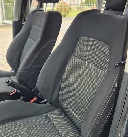 Серый Шкода Фабия, объемом двигателя 1.39 л и пробегом 299 тыс. км за 2999 $, фото 45 на Automoto.ua