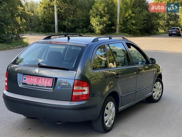 Сірий Шкода Фабія, об'ємом двигуна 1.4 л та пробігом 197 тис. км за 5400 $, фото 4 на Automoto.ua