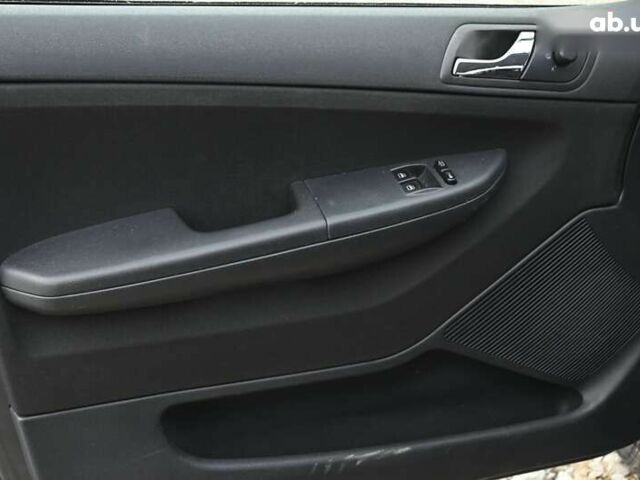 Шкода Фабия 2005 в Бердичеве на Automoto.ua Серый Шкода Фабия, объемом двигателя 1.4 л и пробегом 273 тыс. км за 4400 $, фото 11 на Automoto.ua