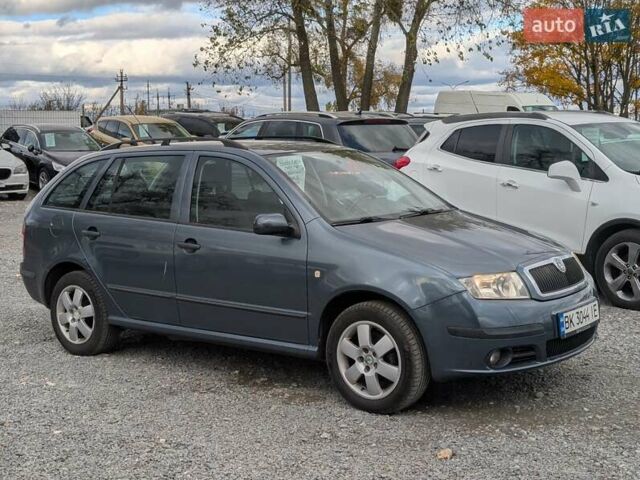 Шкода Фабия 2005 в Ровно на Automoto.ua Серый Шкода Фабия, объемом двигателя 1.39 л и пробегом 180 тыс. км за 3990 $, фото 9 на Automoto.ua