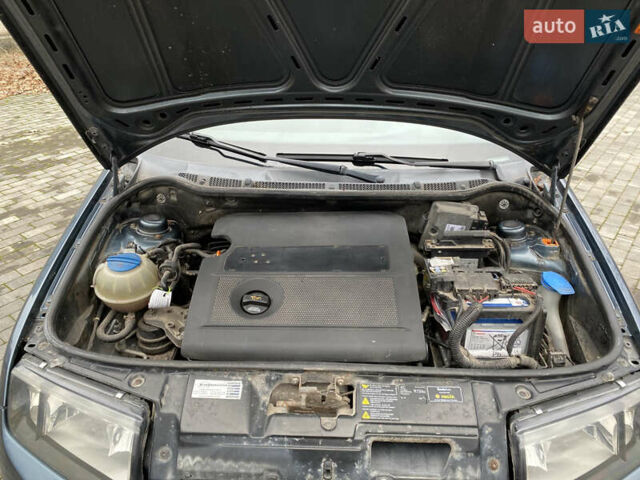 Серый Шкода Фабия, объемом двигателя 1.4 л и пробегом 258 тыс. км за 3950 $, фото 20 на Automoto.ua