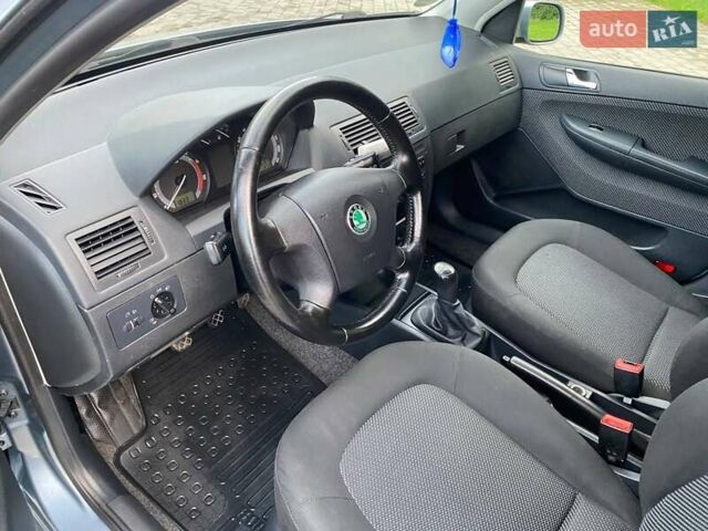 Сірий Шкода Фабія, об'ємом двигуна 1.4 л та пробігом 186 тис. км за 4250 $, фото 6 на Automoto.ua