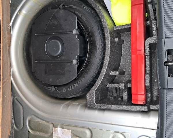 Сірий Шкода Фабія, об'ємом двигуна 1.4 л та пробігом 159 тис. км за 4200 $, фото 9 на Automoto.ua