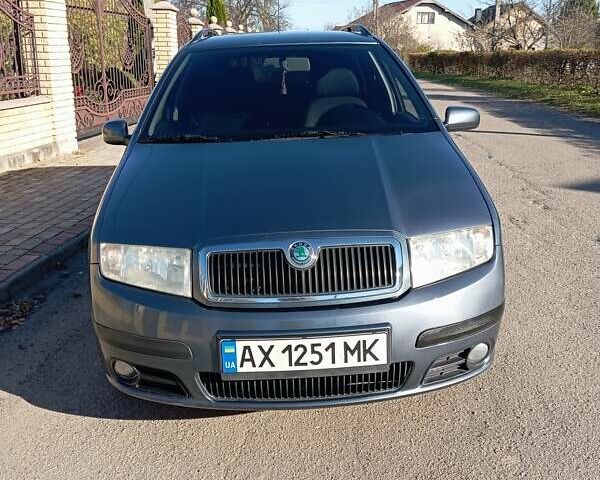 Шкода Фабія 2005 у Коломые на Automoto.ua Сірий Шкода Фабія, об'ємом двигуна 1.39 л та пробігом 178 тис. км за 3850 $, фото 14 на Automoto.ua