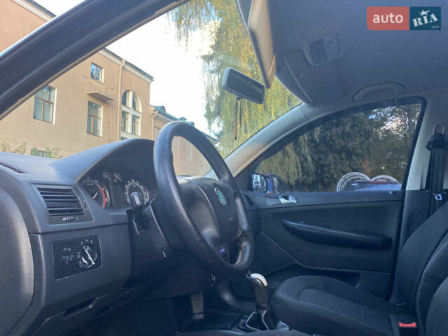 Шкода Фабия 2005 в Калуше на Automoto.ua Серый Шкода Фабия, объемом двигателя 1.2 л и пробегом 200 тыс. км за 2850 $, фото 18 на Automoto.ua