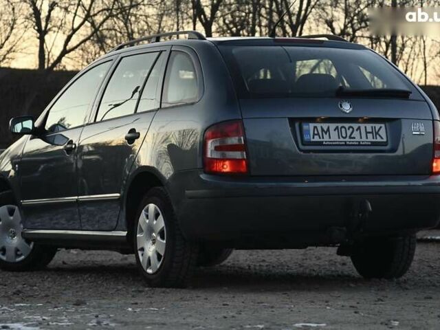 Шкода Фабия 2005 в Бердичеве на Automoto.ua Серый Шкода Фабия, объемом двигателя 1.4 л и пробегом 273 тыс. км за 4400 $, фото 7 на Automoto.ua