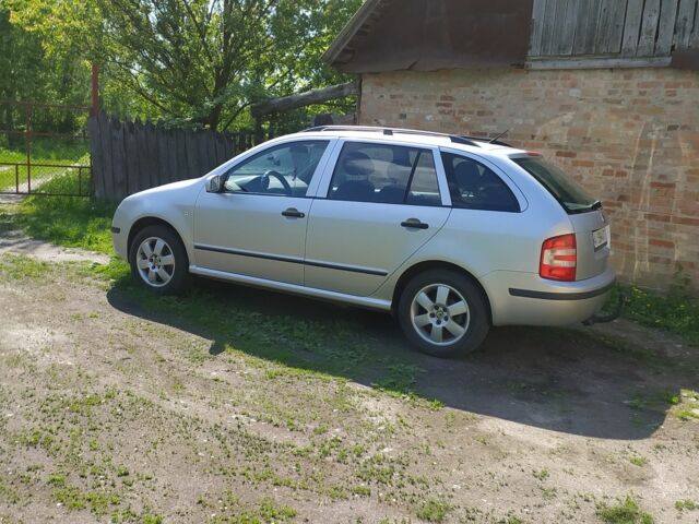 Сірий Шкода Фабія, об'ємом двигуна 0 л та пробігом 280 тис. км за 4800 $, фото 6 на Automoto.ua