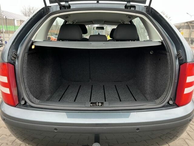 Серый Шкода Фабия, объемом двигателя 1.4 л и пробегом 266 тыс. км за 4750 $, фото 20 на Automoto.ua