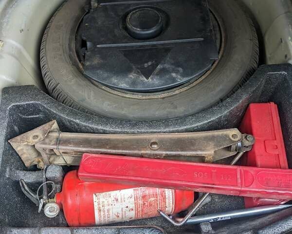 Сірий Шкода Фабія, об'ємом двигуна 0 л та пробігом 240 тис. км за 3300 $, фото 14 на Automoto.ua