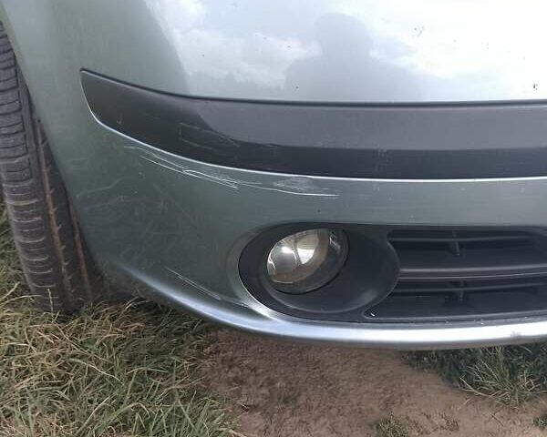 Серый Шкода Фабия, объемом двигателя 1.39 л и пробегом 241 тыс. км за 5000 $, фото 20 на Automoto.ua