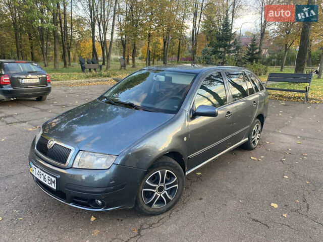Шкода Фабия 2005 в Калуше на Automoto.ua Серый Шкода Фабия, объемом двигателя 1.2 л и пробегом 200 тыс. км за 2850 $, фото 5 на Automoto.ua