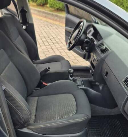 Серый Шкода Фабия, объемом двигателя 1.39 л и пробегом 299 тыс. км за 2999 $, фото 20 на Automoto.ua