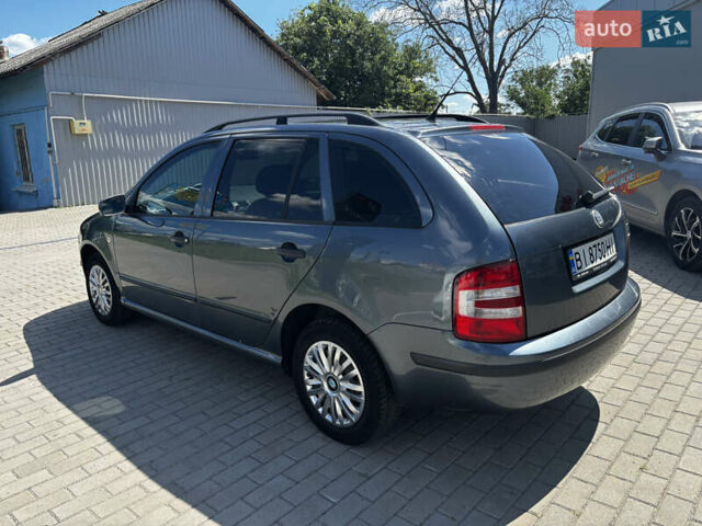 Серый Шкода Фабия, объемом двигателя 1.4 л и пробегом 272 тыс. км за 4500 $, фото 7 на Automoto.ua