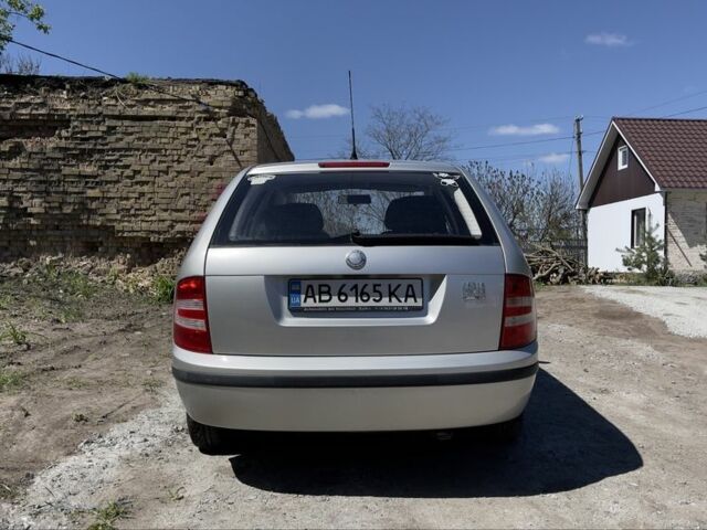 Шкода Фабия 2006 в Василькове на Automoto.ua Серый Шкода Фабия, объемом двигателя 1.4 л и пробегом 234 тыс. км за 4900 $, фото 4 на Automoto.ua