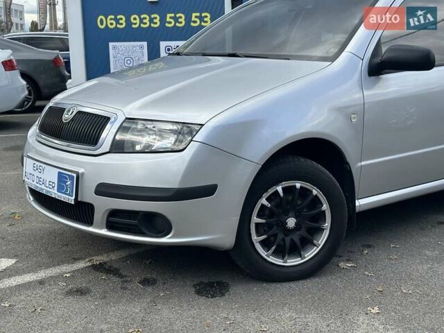 Шкода Фабия 2006 в Киеве на Automoto.ua Серый Шкода Фабия, объемом двигателя 1.2 л и пробегом 158 тыс. км за 4690 $, фото 10 на Automoto.ua