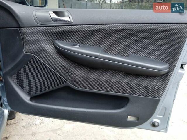 Серый Шкода Фабия, объемом двигателя 1.2 л и пробегом 290 тыс. км за 3400 $, фото 22 на Automoto.ua