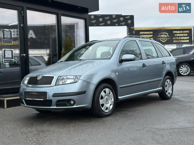 Серый Шкода Фабия, объемом двигателя 1.4 л и пробегом 195 тыс. км за 4999 $, фото 5 на Automoto.ua