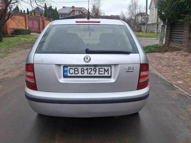Сірий Шкода Фабія, об'ємом двигуна 1.4 л та пробігом 250 тис. км за 2850 $, фото 3 на Automoto.ua