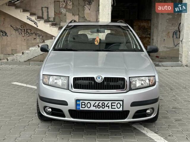 Серый Шкода Фабия, объемом двигателя 1.39 л и пробегом 164 тыс. км за 4299 $, фото 8 на Automoto.ua