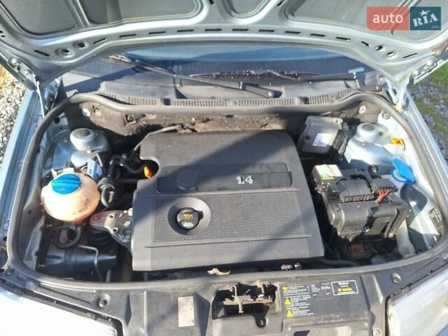 Сірий Шкода Фабія, об'ємом двигуна 1.4 л та пробігом 215 тис. км за 2800 $, фото 15 на Automoto.ua