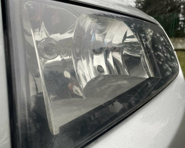 Серый Шкода Фабия, объемом двигателя 1.2 л и пробегом 175 тыс. км за 2800 $, фото 40 на Automoto.ua