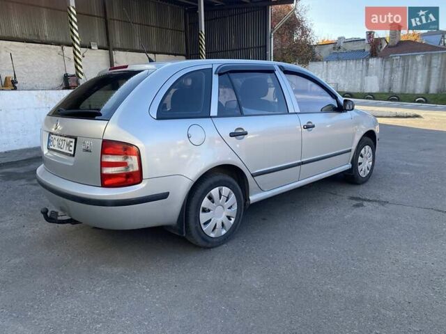 Сірий Шкода Фабія, об'ємом двигуна 1.2 л та пробігом 180 тис. км за 3300 $, фото 4 на Automoto.ua