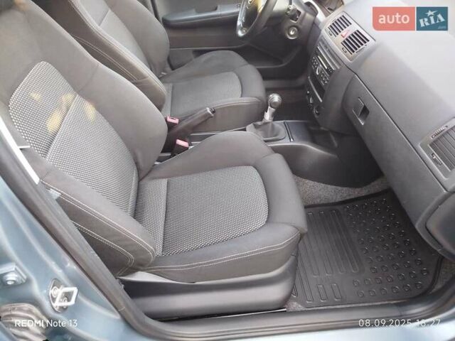 Сірий Шкода Фабія, об'ємом двигуна 1.4 л та пробігом 188 тис. км за 4999 $, фото 58 на Automoto.ua