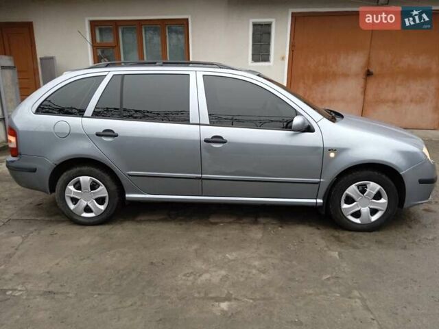 Серый Шкода Фабия, объемом двигателя 1.2 л и пробегом 290 тыс. км за 3400 $, фото 2 на Automoto.ua